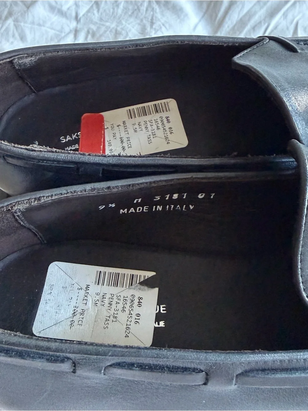 Saks Fifth Avenue Navy Penny Tassel Loafers in Size 9.5
